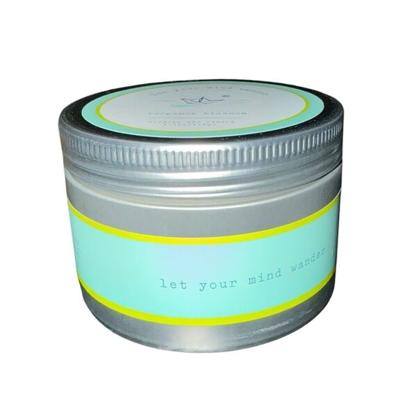 Bergamot Blossom 4.1oz Scented Soy Candle by Illume - Picture 1 of 4